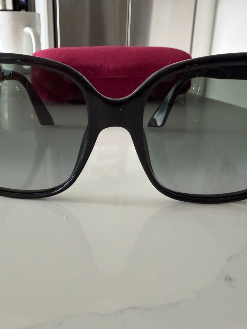 Gucci Black Oversized Square Sunglasses GG0022S 001 - Picture 2 of 10